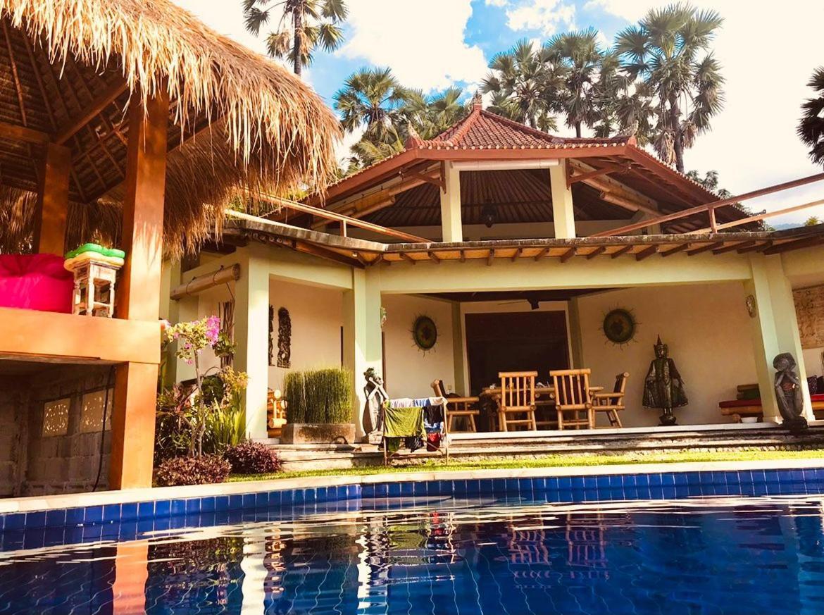 Villa Cantik Sambirenteng Gretek Exterior photo